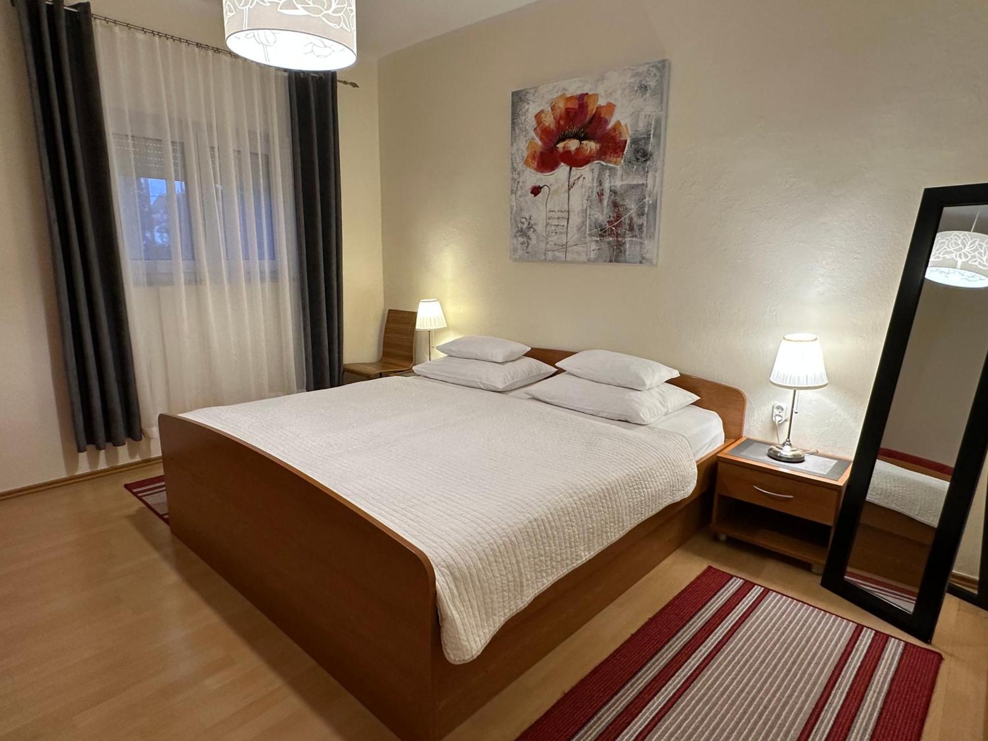 Apartments - Rooms Vesna Примоштен Экстерьер фото
